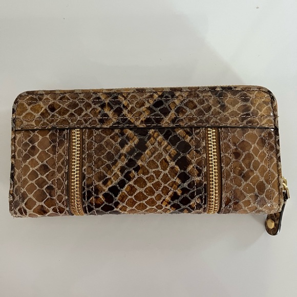 Michael Kors Wallet - Picture 4 of 4